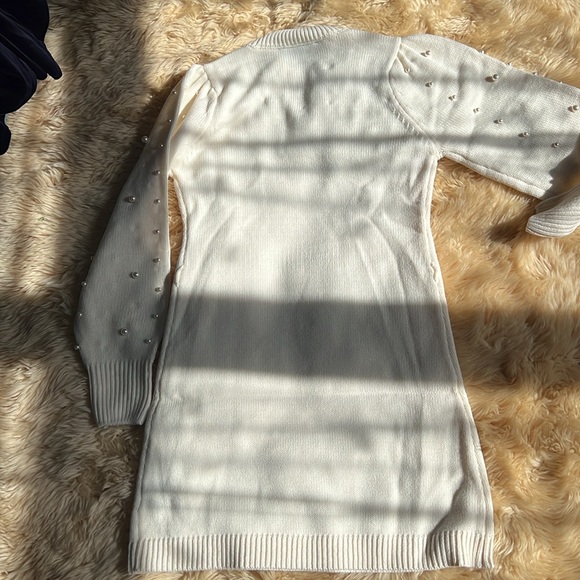 Boston proper sweater dress with pearl - Picture 4 of 4